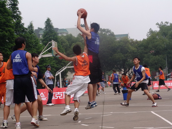 这为他